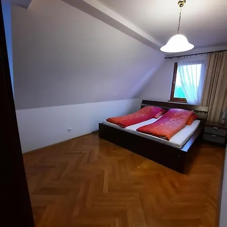 Дом отдыха Dworek Nad Potokiem *