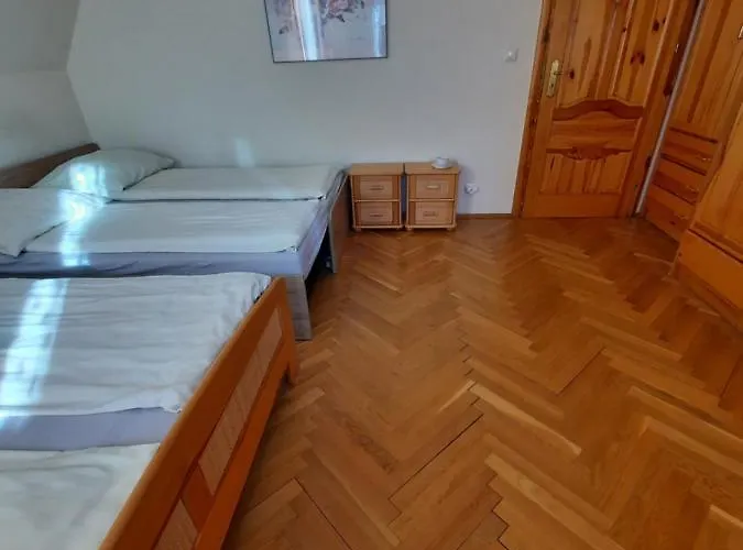 Dworek Nad Potokiem *