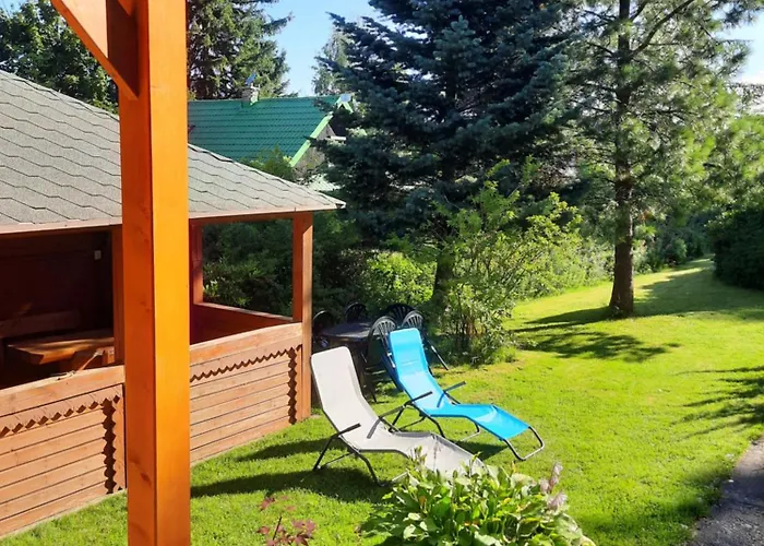 Holiday home Dworek Nad Potokiem *