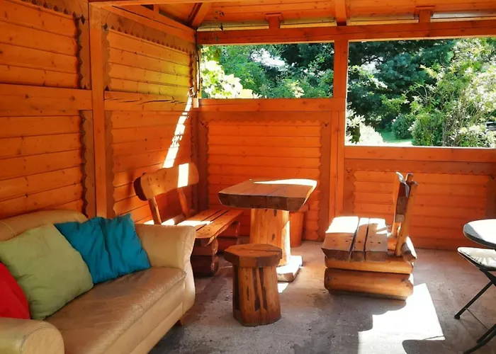 Dworek Nad Potokiem *