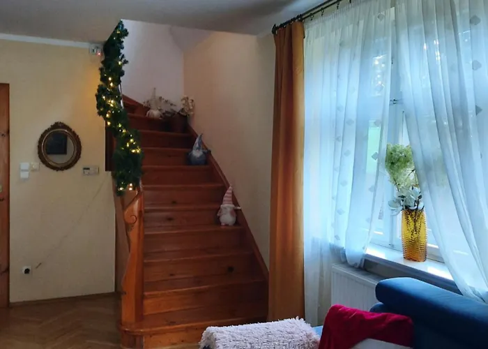 Dworek Nad Potokiem Casa de Férias *